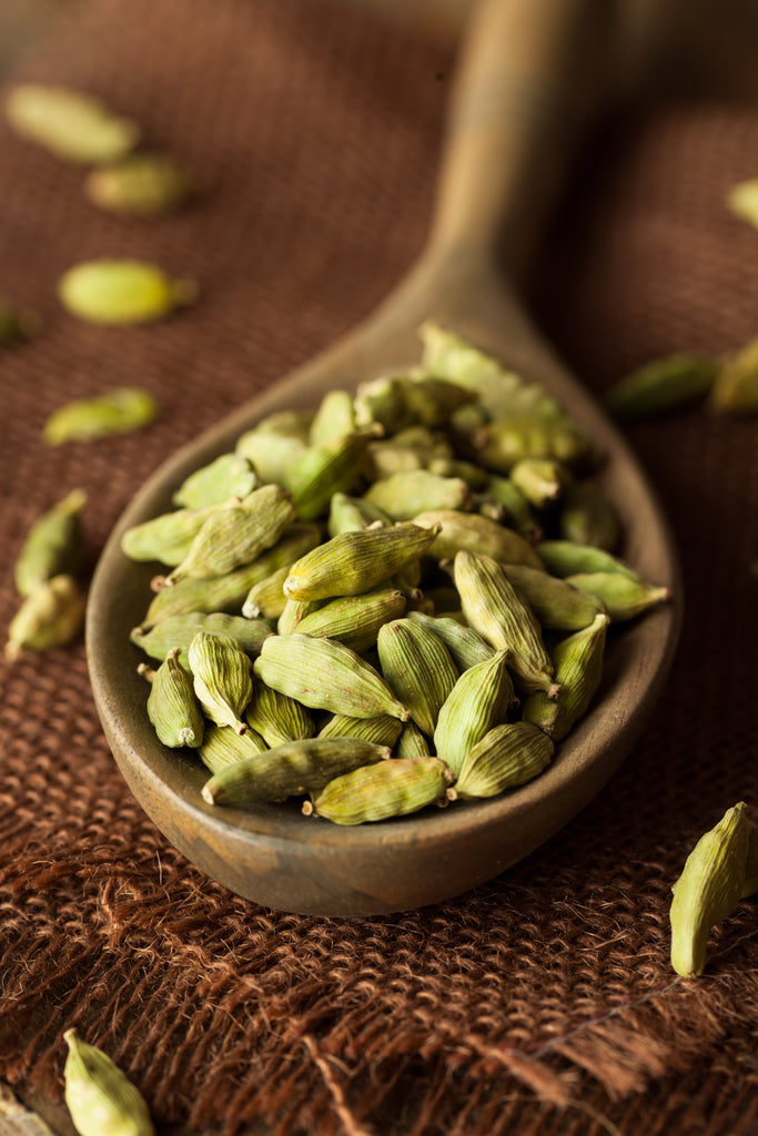 cardamom herbal spicy green
