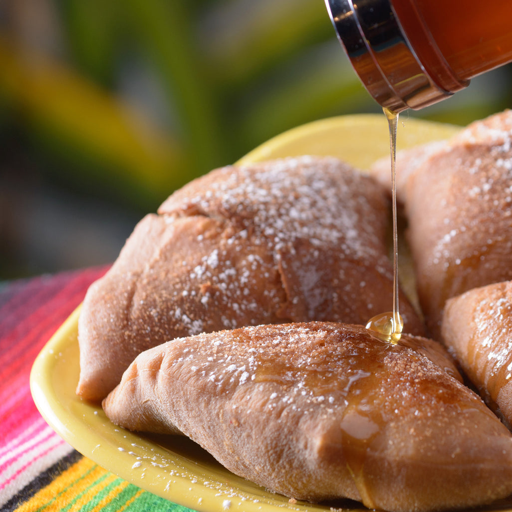 sopapilla, sopaipilla, mexican cinnamon sugar pastry